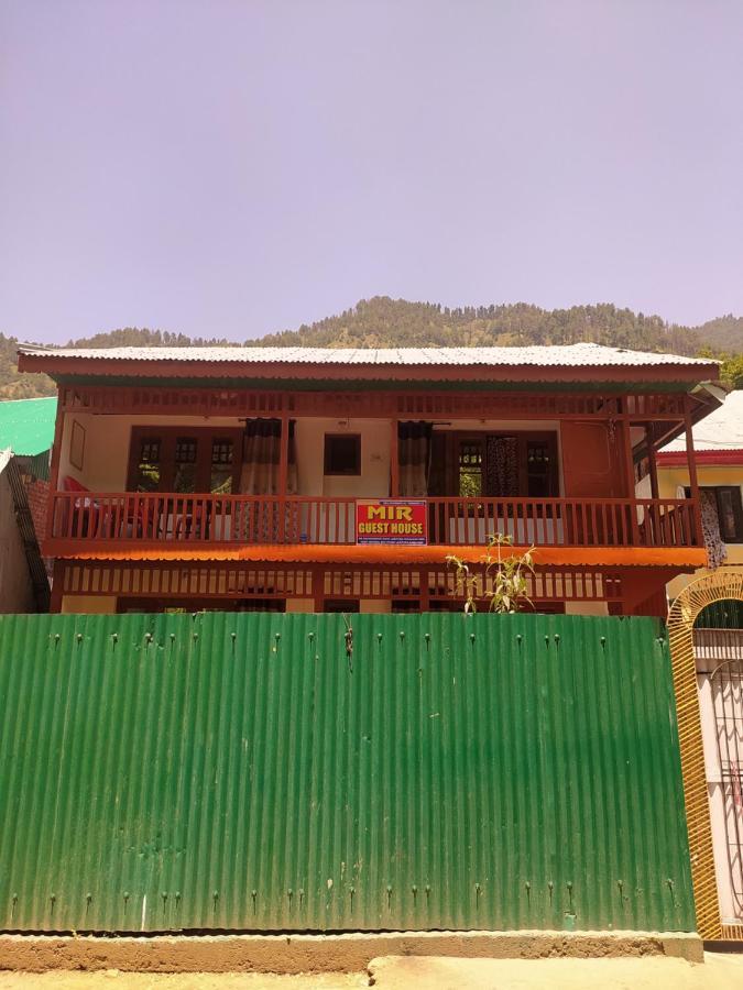 Mir Guest House Pahalgām Esterno foto