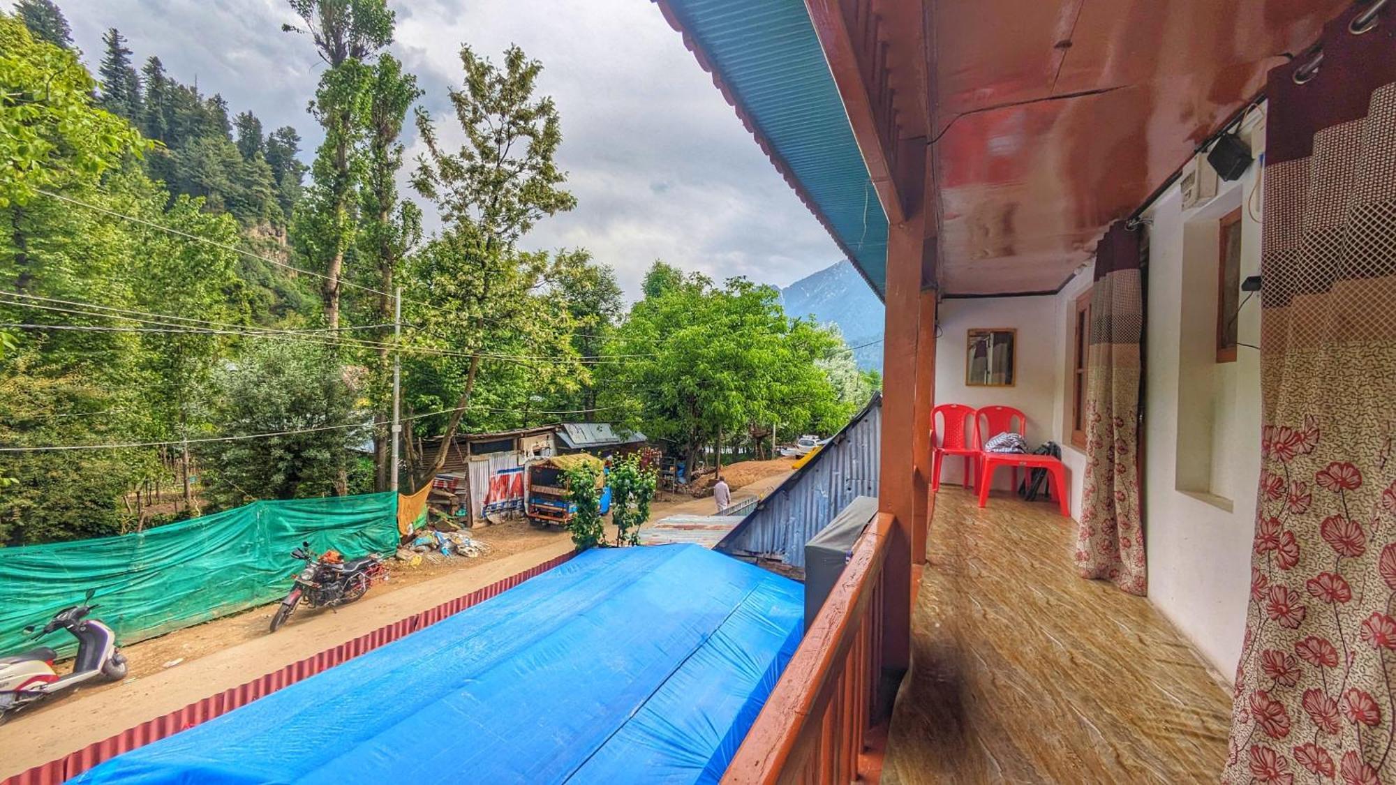 Mir Guest House Pahalgām Esterno foto